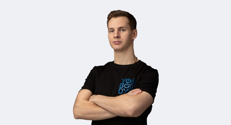 Захаров  Юрий
